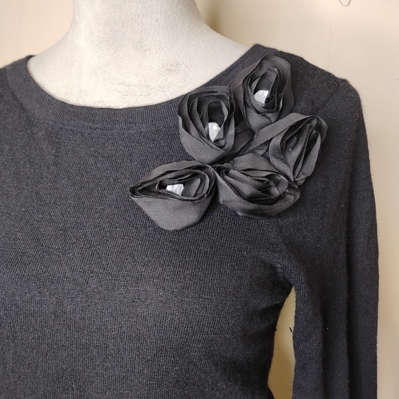 Carole Little Merino Wool Sweater M Satin Floral Appliqué Dressy Feminine Modest - Picture 2 of 6